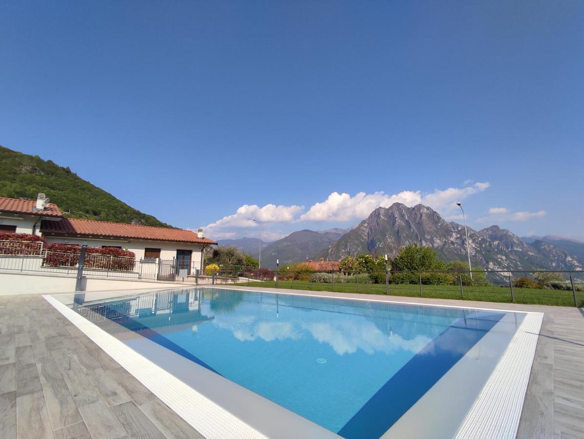 Iseolakerental - Costa Del Sole Riva di Solto Kültér fotó